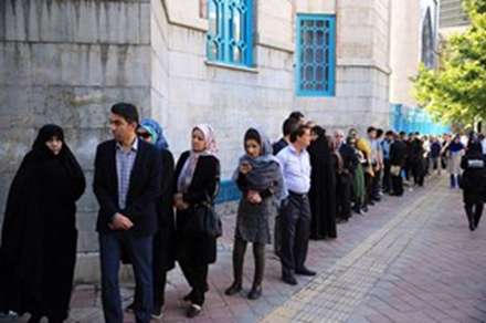 انتخابات ریاست جمهوری و شورای شهر و روستا در حسینیه ارشاد