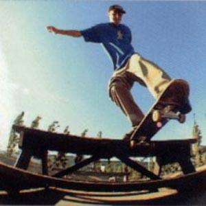 آیا این ورزشکار شما را به تحسین وا نمی دارد؟