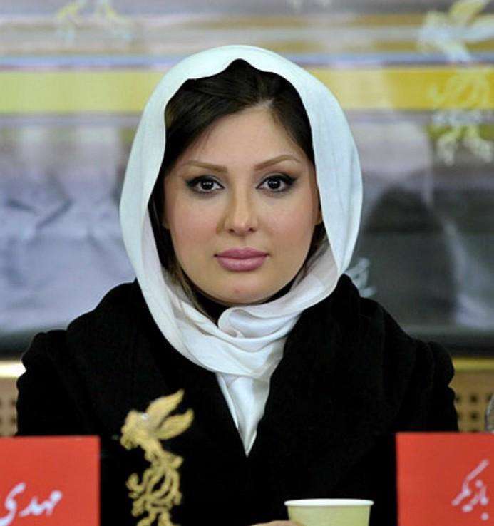 «نیوشا ضیغمی» مهمان خانه مادری رنج کشیده شد