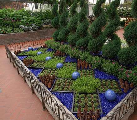 جلا دادن به باغ و باغچه با کمک خرده شیشه