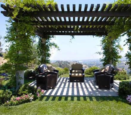 طراحی استراحتگاه‌های زیبا در کنار باغ و باغچه