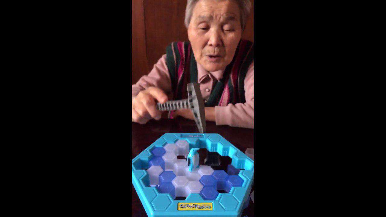 دوئل نفس گیر با مادربزرگ