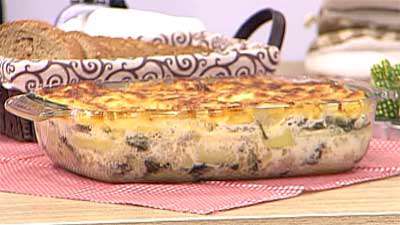 ته چین گوشت و برگ چغندر