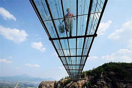 با ترسناک‌ترین پل‌های جهان آشنا شوید