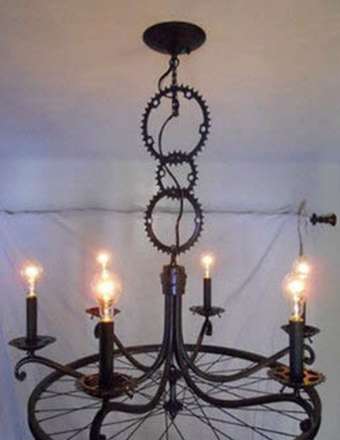 تبدیل دوچرخه‌های اسقاطی به وسایل روشنایی!