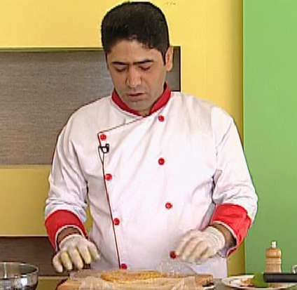 آقای آقا نژاد | آموزش شنیسل مرغ ( به زبان آذری )