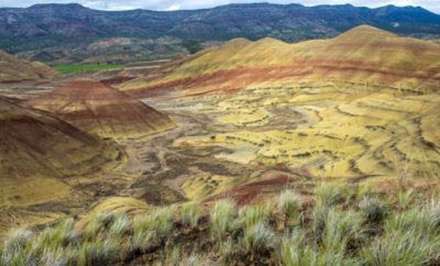 کویری شبیه به نقاشی