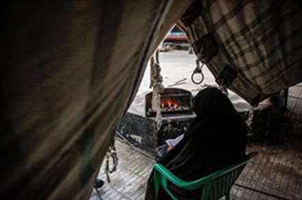 برافراشتن خیمه‌های حسینی در زرقان