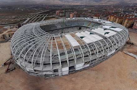 معماری استادیوم فوتبال در ترکیه