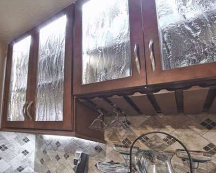 با این شیشه‌ها، فضای خود را بارانی کنید!