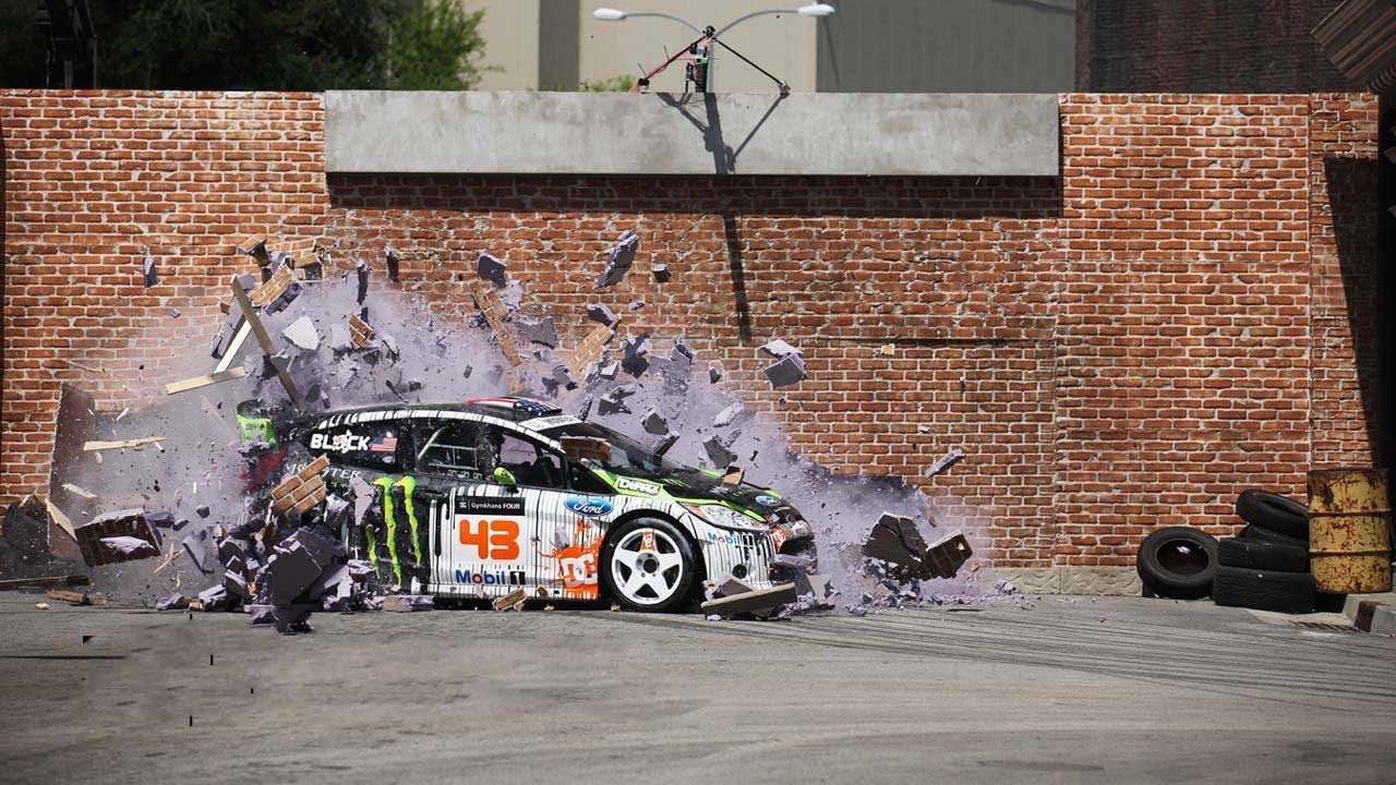 دیریفت های دیدنی با ماشین مسابقه