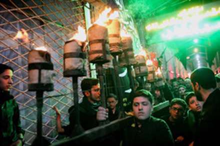 آیین مشعل گردانی - مشهد‎