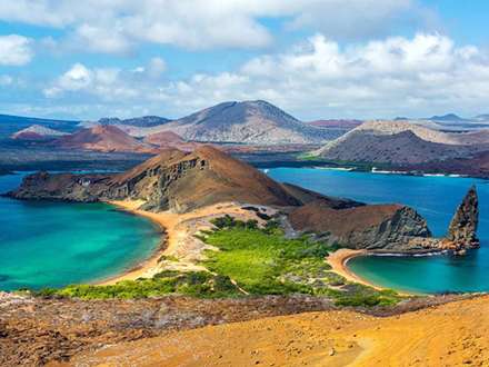 مکان دیدنی که توسط گردشگران در حال تخریب است