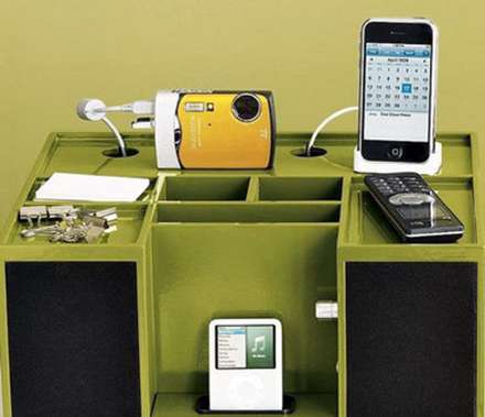 چگونه سیم‌ها و کابل‌های رها شده را ساماندهی کنیم؟