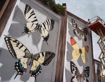 پرواز پروانه‌های غول‌پیکر در خیابان‌های فرانسه