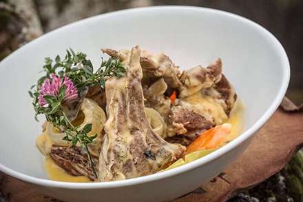 9 غذای ارمنی که انگشت هایتان را هم با آنها میخورید!