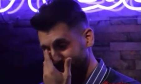 لحظه اشک ریختن مسی ایرانی بخاطر تحقیر در تلویزیون