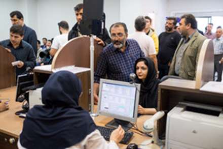 داوطلبان اهدای خون به زلزله زدگان غرب کشور