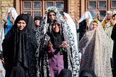 اقامه نماز طلب باران در بیرجند