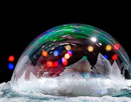 تصاویر زیبا و شگفت انگیز از حباب‌های یخ زده