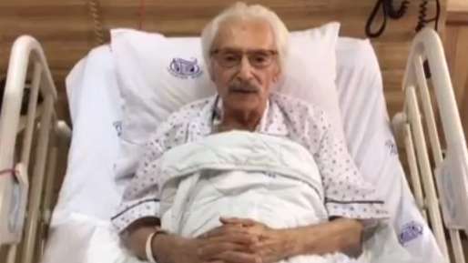 پیام «جمشید مشایخی» به مناسبت جشن اهالی سینما از بیمارستان