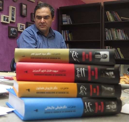 «حسین دهباشی» در برنامه کتاب‌باز: تاریخ کمی تخیل است به اضافه مقداری دروغ!