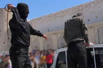 شلاق خوردن یک مقام دولتی در ملأ عام