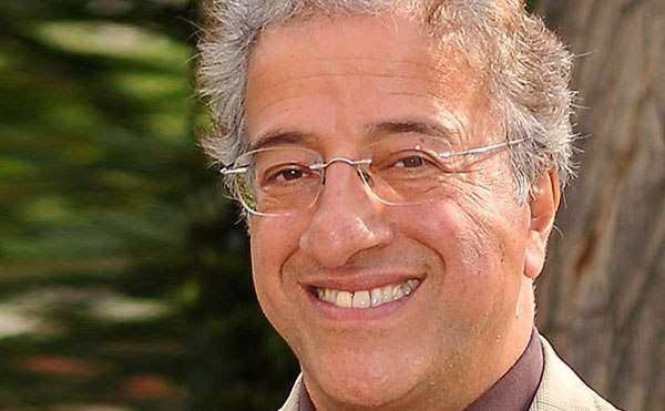 «علیرضا خمسه» هم از کتاب باز بودنش گفت