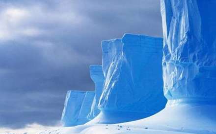 تصاویری زیبا و دیدنی از توده های یخی