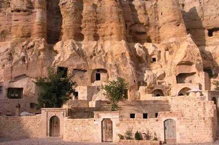 معرفی 5 هتل خیلی عجیب در ایران