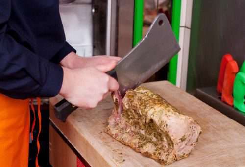 مهارت خارق العاده یک قصاب را تماشا کنید