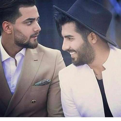 واکنش دیدنی دی چی هلندی به آهنگ های ماکان بند!