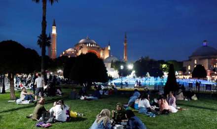 ماه مبارک رمضان در کشورهای مختلف جهان
