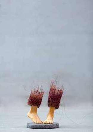 مجسمه‌های بازیگوش، اما ناقص