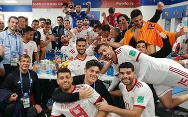 غوغای بازیکنان تیم ملی بعد از پیروزی در رختکن