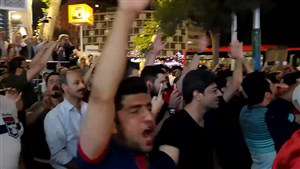 گل ایران و شادی هواداران در خیابان