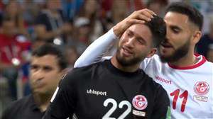 اشک‌های دروازه‌بان تونس پس از تعویض اجباری