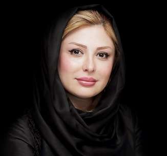 جیغ و هورای «نیوشا ضیغمی» بعد از گل ایران