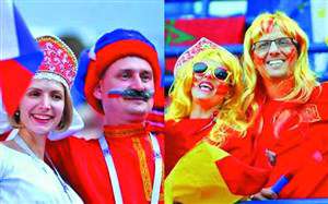 تصویری از فوتبال در اسپانیا و روسیه