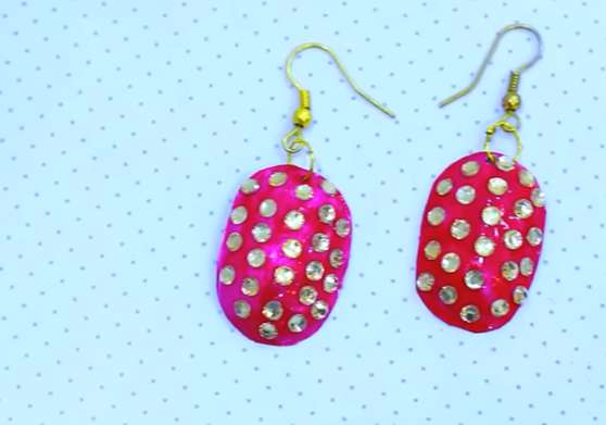 گوشواره هایی زیبا با مواد دوریختنی