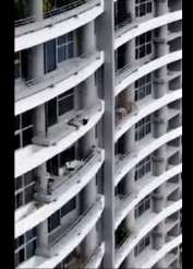 سقوط مرگبار از ساختمان بخاطر سلفی