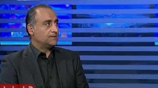 بررسی دربی 88