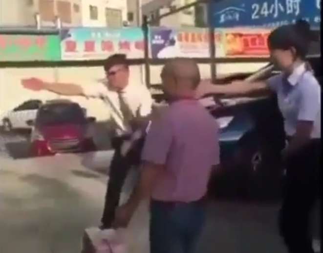 وقتی پولداری و خریدارِ ماشین