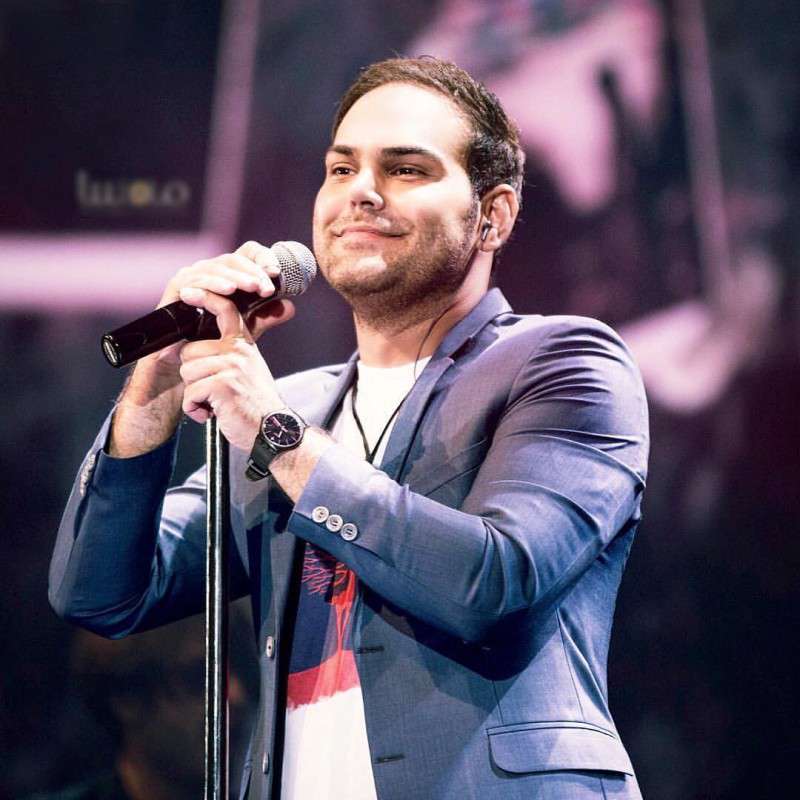 سیامک عباسی: خواننده های درجه یک هیچ وقت پلی بک نمی کنند