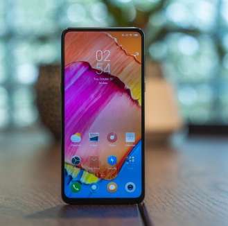 جعبه گشایی و نگاه نزدیک به Xiaomi Mi Mix 3