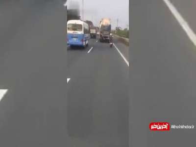 وقتی 21 لاستیک میندازی زیر کامیونت و بازم کم میاری!