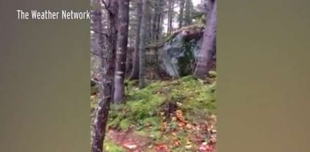 پدیده‌ای عجیب از نفس کشیدن زمین در کانادا!