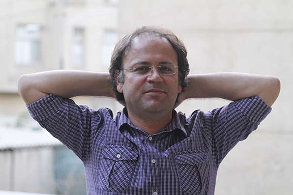 اهدای ۱۲ هزار جلد کتاب به جای گل