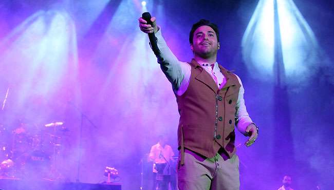 سوپرایز بابک جهانبخش در کنسرت تبریز و خواندن ترانه ترکی معروف!