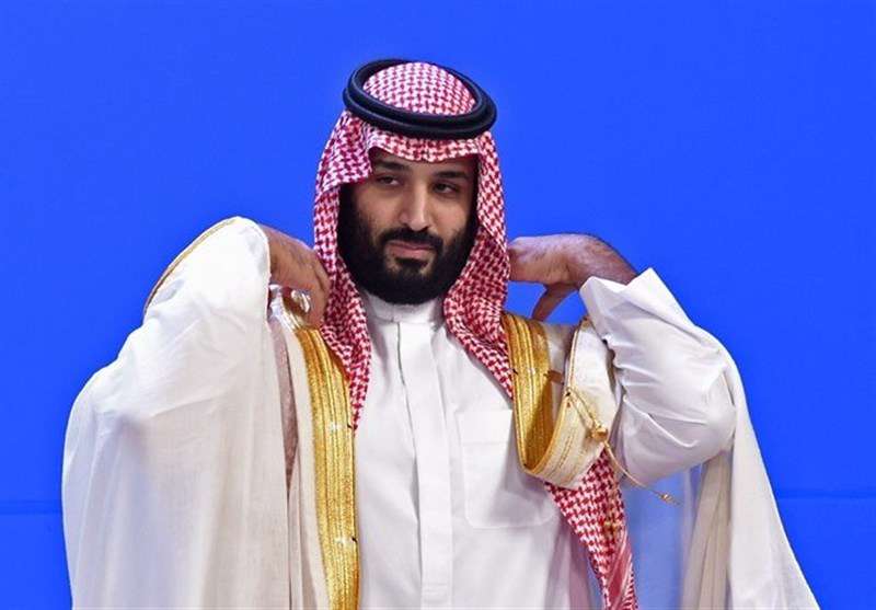 آتش‌‌زدن عکس بن‌سلمان توسط نظامیان سعودی